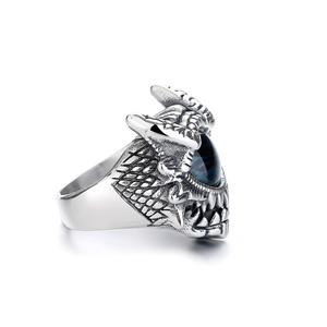 Bague de mode pour homme en acier inoxydable 316L titane, style Hip Hop Punk Gothique Vintage, avec pierre précieuse délicate et motif œil de Horus et œil du <span class=keywords><strong>diable</strong></span> géométrique - Product Image 4