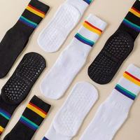 Chaussettes de Pilates antidérapantes en coton de qualité supérieure, personnalisables avec votre propre logo, vente en gros