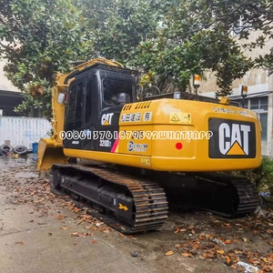 Excavadora de cadenas CAT 320 320d2, potencia del motor original de 112 kW a 1800 rpm, usada. - Product Image 6