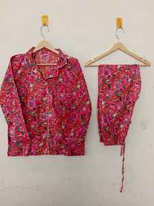 Conjunto de Pijama de Dos Piezas para Mujer, Unisex, Transpirable, de Algodón, con Estampado Floral, Elegante y de Lujo, para Verano - Product Image 3