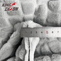 KINGCASON Usine Contrôle Direct Sculpture Fausse Fourrure Lapin Polaire Tissu Respectueux De La Peau pour Rembourrage Textiles De Maison Accessoires