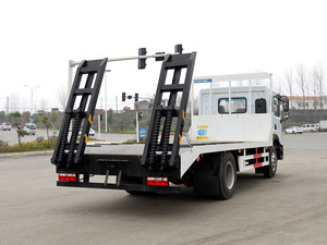 Camion plateau Dongfeng D9 4X2 avec échelle métallique arrière pour le chargement, camion <span class=keywords><strong>de</strong></span> transport <span class=keywords><strong>de</strong></span> voitures à vendre - Product Image 6