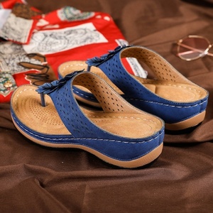Sandali Donna Personalizzabili con Logo, Stile Bohemien Retrò, con Punta Quadrata e Tacco a Zeppa, Modello Romano, Traspiranti, Slip-On per l'Estate - Product Image 1