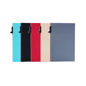 Tarjetero Delgado de Aluminio Económico con Logotipo Personalizado, Protección RFID, Desliza Todas las Tarjetas con un Clic - Product Image 2