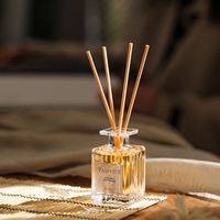 Arôme de qualité supérieure pour ensemble de diffuseurs à roseaux Diffuseur de parfum longue durée pour la fraîcheur de l'air intérieur Vente à chaud pour les environnements de bébé