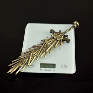 <span class=keywords><strong>Elden</strong></span> <span class=keywords><strong>Ring</strong></span>, Grande Épée du Prince de la Mort, Mini Jouets, Épée <span class=keywords><strong>en</strong></span> <span class=keywords><strong>Alliage</strong></span> de Zinc, 30 cm, 262 g - Product Image 3