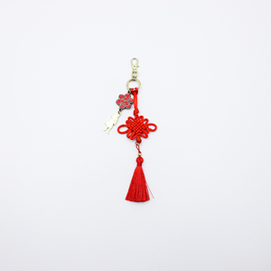 พวงกุญแจพู่ห้อยพัดโลหะแบบดั้งเดิมสีแดงจีนพร้อมตะขอเกี่ยว - Product Image 3