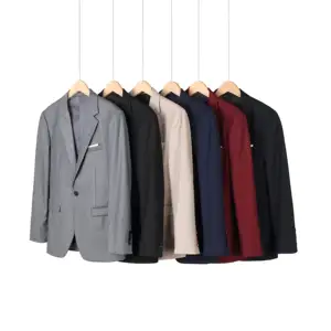 Vente en gros manteau d'affaires pour hommes robe formelle personnalisée 3 pièces gentleman costumes de mariage ensemble mince pour hommes respirant costumes pour hommes