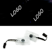 Vente en gros Benz Truck Lumière LED 24V Projecteur de logo Lumières de bienvenue Pièces neuves pour camions de fret
