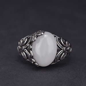 Retro Flower Butterfly <b>Ring</b> Women's Silver Tone Inlaid White Agate Carnelian <b>Crystal</b> Open Style Index Finger Jewelry Gift - Product Image 4