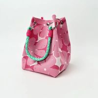 Sacs à main en tricot personnalisés en gros, sacs à main portables en polyester faits à la main avec boucle de créateur pour femmes