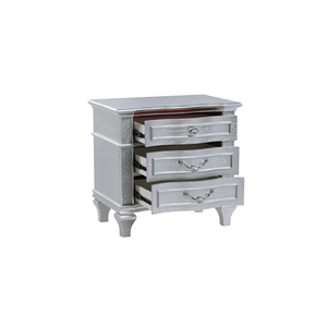Table de chevet de style contemporain en bois argenté avec 3 tiroirs de rangement - Product Image 3