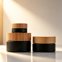 Pot en verre givré noir mat avec couvercle en bambou, disponible en 5g, 10g, 15g, 20g, 30g, 50g, 100g