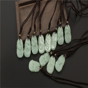 Collana con ciondolo <span class=keywords><strong>zodiacale</strong></span> in finta giada, cordino nero, giada verde, portafortuna, simpatico animale cinese dei 12 <span class=keywords><strong>segni</strong></span> zodiacali - Product Image 1