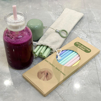 Verres réutilisables en paille de silicone de qualité alimentaire de haute qualité avec boîte de rangement ouvrable Paille à boire facile à laver-OEM ODM