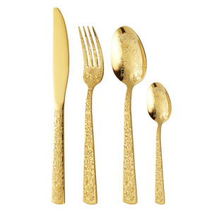 Cubertería de acero inoxidable con tótem grabado y mango cuadrado, cuchillo, tenedor y cuchara para carne estilo occidental, en colores plata, oro y oro rosa, venta al por mayor - Product Image 4