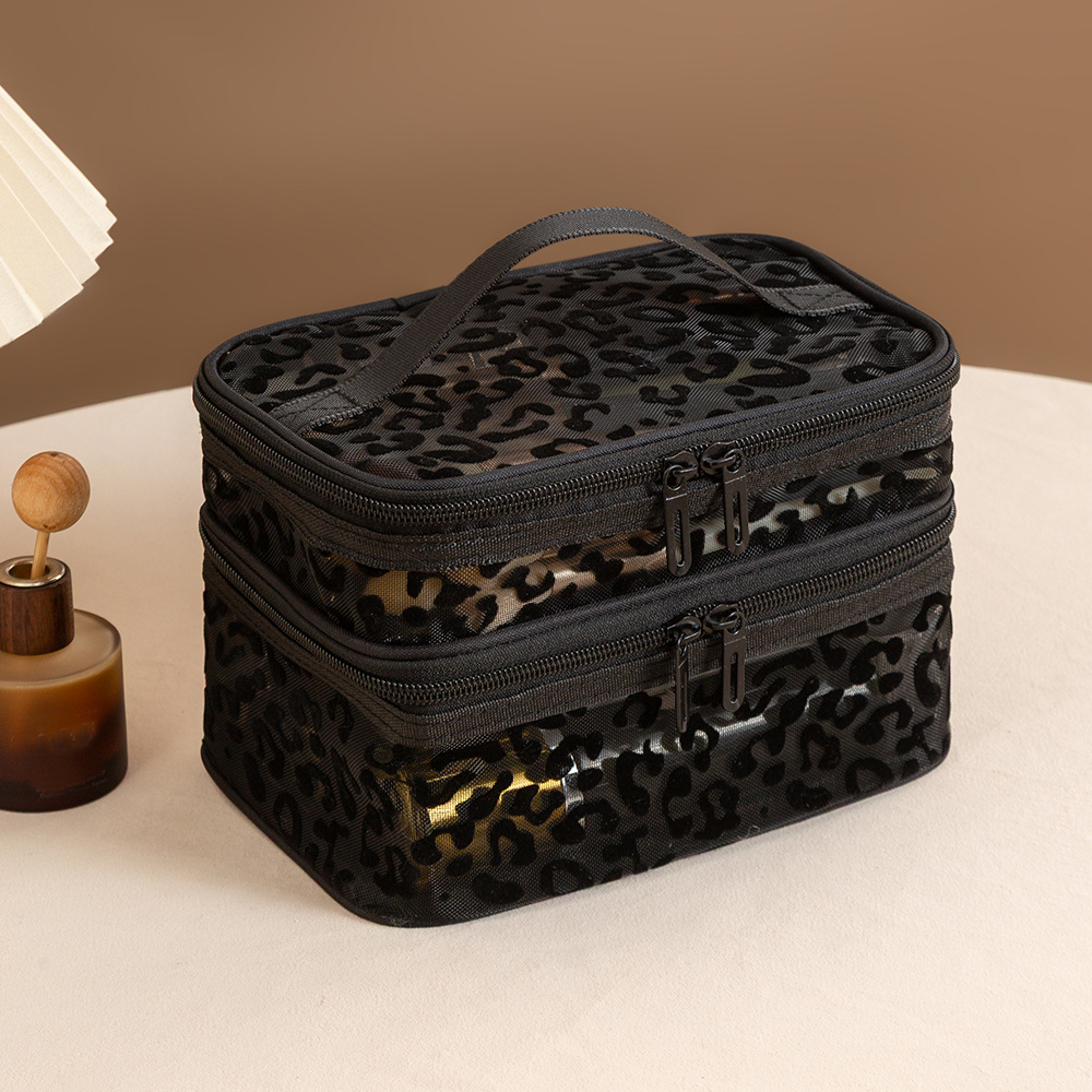 Leopard print paint