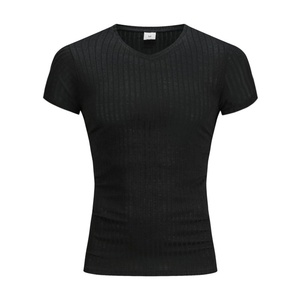 Camiseta de Manga Corta con Cuello en V, Ajustada, de Algodón, Personalizada, para Hombre, Deportiva, con Estampado Digital a Rayas, Transpirable, de Punto - Product Image 3
