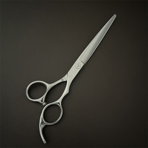 Tijeras de peluquería para mascotas Ks de 7 pulgadas, de acero inoxidable, para uso profesional. - Product Image 3