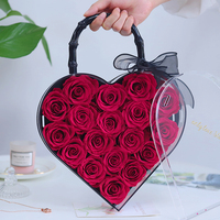 Seau de roses éternelles luxueuses faites à la main en forme de cœur avec cadenas d'amour – Rose éternelle pour la Saint-Valentin et cadeau pour la fête des Mères