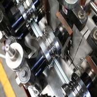 Machine à poinçonner automatique, de haute précision, pour tiroir coulissant caché