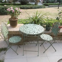 Retro Green Iron Garten tisch Stuhl Dreiteilige Klapp Freizeit für Hotel Innenhof Balkon & Terrasse Dekoration Old Color Style