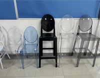 Chaise empilable ronde à dossier ovale en résine rose pour mariage, événement, salle à manger, restaurant, location d'hôtel, salon