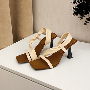 Summer Fashion Simple Classic Women Suede Open Toe Sandals Square Heels Outdoor Shoes - Product Image 1