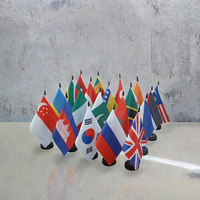 Drapeau de table de bureau en polyester QCP, best-seller 2026, drapeaux nationaux du monde, drapeaux de bureau personnalisés, fanions pliables sur support en ABS PVC