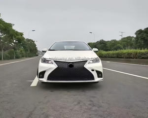 Kit de carrosserie automobile mise à niveau de la <span class=keywords><strong>Corolla</strong></span> à l'ES300 pare-chocs avant et arrière Accessoires de voiture Grille pour <span class=keywords><strong>Toyota</strong></span> <span class=keywords><strong>Corolla</strong></span> Cross 2019 <span class=keywords><strong>2020</strong></span> à Lexus - Product Image 4