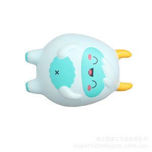 Juguete Antiestrés de Espuma de Poliuretano con Diseño de Monstruo Pequeño, Decoración Navideña, Regalo - Product Image 5