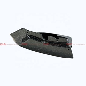 Embellecedor lateral de parachoques trasero con aspecto de carbono forjado tipo T para Toyota 19 + Supra A90 de alta calidad - Product Image 5