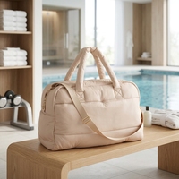Großhandel Maßgefertigte Weiche Puffer-Reisetasche für Damen, Weekender-Tasche mit Mehreren Taschen, Damen-Sporttasche für Fitness und Workout