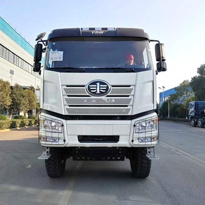 Camión Cisterna FAW 6x4 de 20000 Litros con Aspersor, Emisión Euro 2, Transmisión Manual, Combustible Diésel, en Venta en Kenia - Product Image 2