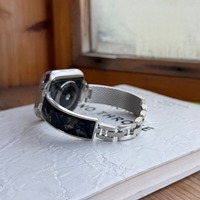 Forwelleny 2025 Bracelet de luxe en résine et métal courbé avec fermoir à pression pour Apple Watch S10 S12 Ultra 2 Accessoires