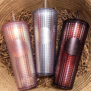 Tumbler 2025 con borchie nere opache e borchie in stile con una nuova caratteristica regalo a forma di diamante da 24 once - Product Image 3