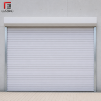 Porte à enroulement automatique en acier galvanisé isolé de 95 mm avec lames remplies de mousse PU pour entrepôt et garage