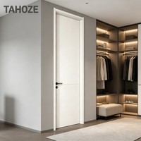 Porte en bois d'ingénierie à surface en panneau de cristal de carbone, sans formaldéhyde, résistante à la déformation