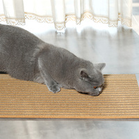 LEECORK Griffoir pour chat avec herbe à chat, griffoir en carton pour chats d'intérieur, planche à griffer en liège écologique