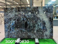 Dalles et carreaux de pierre de granit bleu labradorite lémurienne naturelle de luxe populaire de Madagascar pour la décoration de comptoirs de cuisine