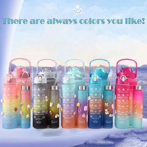 Productos Más Vendidos en 2023, Botellas Tomatodos de 500 ml, 700 ml y 2000 ml, Juego 3 en 1, Botella de Agua de Plástico con Logotipo Personalizado - Product Image 2