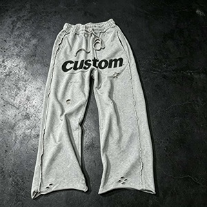 Pantalones Deportivos Personalizados de Estilo Urbano Vintage con Serigrafía OEM, Pantalones para Hombre con Efecto Desgastado - Product Image 5