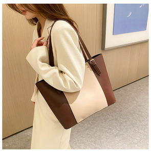 Sacs fourre-tout tendance 2025 de marque, en cuir PU avec coutures colorées, sacs à bandoulière ouverts en polyester, sacs à main de luxe tendance pour femmes, sacs à bandoulière - Product Image 2