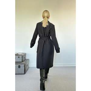 Abrigo Largo de Cuero Acolchado Negro al por Mayor, Ropa de Invierno, Impermeable, con Detalle de Botones, Opción de Tallas Grandes, Personalizable - Product Image 1