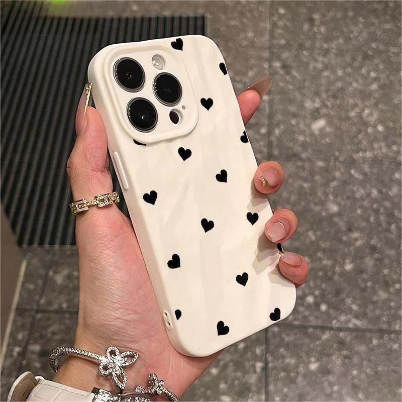 Black Little Heart [Antique White Wrinkled Shell]