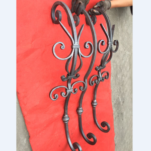 Balustre carré en fer forgé de 9/16 po pour intérieur, avec panier, marteau d'<span class=keywords><strong>escalier</strong></span> intérieur martelé pour la décoration de rampes en <span class=keywords><strong>bois</strong></span> - Vente en gros - Product Image 2