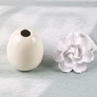 Diffuseur de parfum d'ambiance de luxe en gros pour la maison, diffuseur à bâtonnets d'huiles essentielles, fleur en céramique parfumée, désodorisant en plâtre aromatique