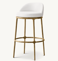 Chaise de bar pivotante en métal forgé à la main, style vintage américain unique, avec assise rembourrée, pour salle à manger et cuisine