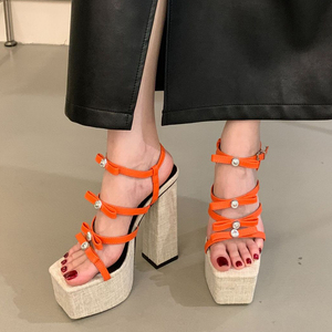 Sandales à plateforme épaisse pour femmes, talons hauts et épais, avec lanières à boucles à la cheville, chaussures d'été habillées - Product Image 1