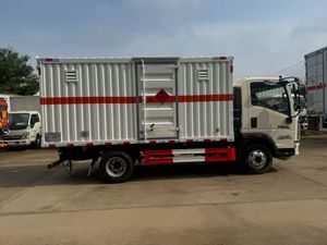 Yeni Sinotruk Howo 4x2 Euro 6 Mini Kamyon Van Tek Kabin Dizel FAST Şanzımanlı Kargo Kamyonu Yol Taşımacılığı İçin - Product Image 5